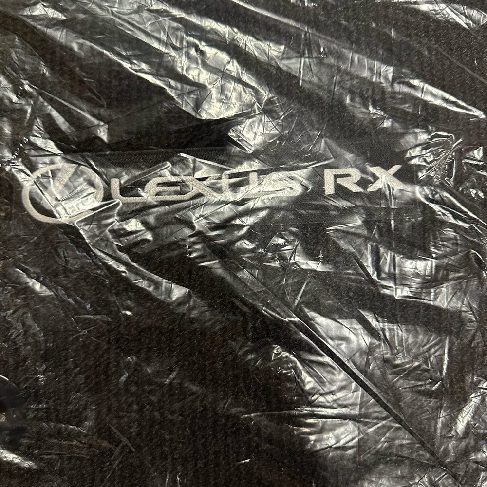 Lexus RX Gray Car Mat - Picture 2 of 3